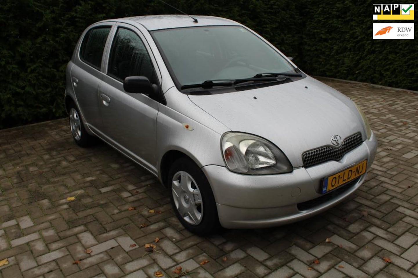 Toyota Yaris - 1.3-16V VVT-i YORIN -- AIRCO -- 5 Deurs -- - AutoWereld.nl