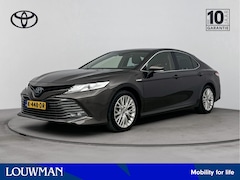 Toyota Camry - 2.5 Hybrid Premium | Navigatie | Stoelverwarming | Parkeersensoren | Parkeercamera | Cruis