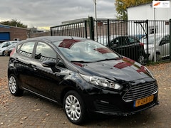 Ford Fiesta - 1.0 Style 1e eigenaar dealer onderhouden airco elektrische ramen cv op afs