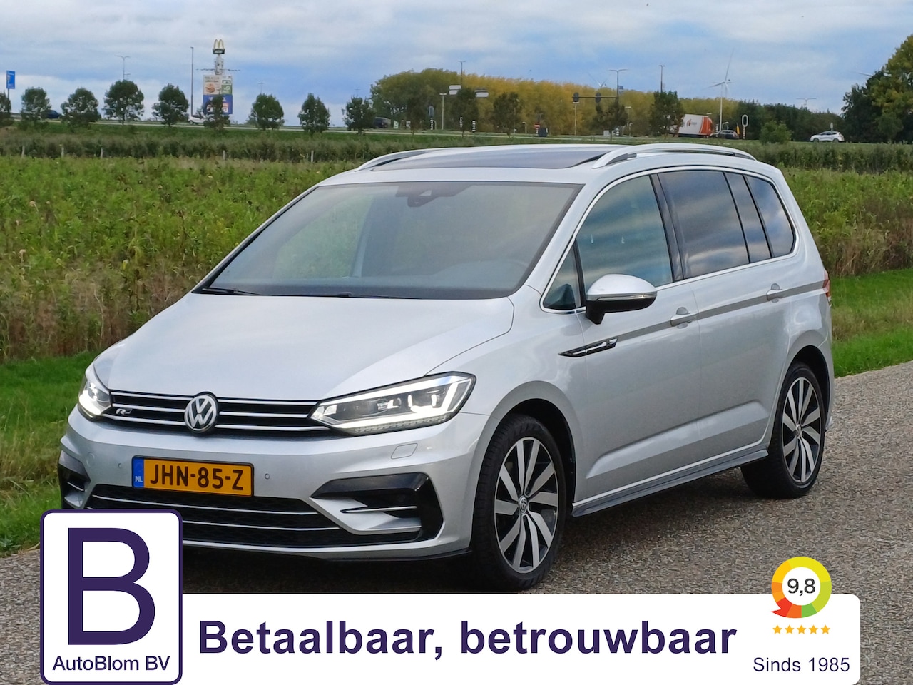 Volkswagen Touran - TSI Highline Business R-Line 7Pers. /Pano/Trekh./Camera/Navi/ - AutoWereld.nl