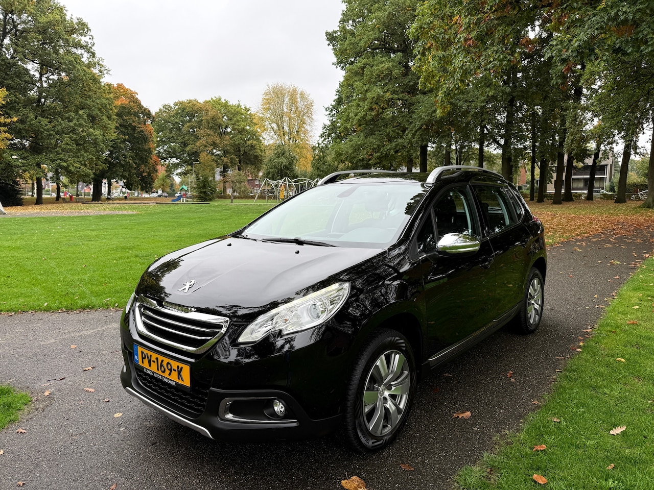 Peugeot 2008 - 1.6 e-HDi Blue Executive Clima-navi-leder-- NAP - AutoWereld.nl