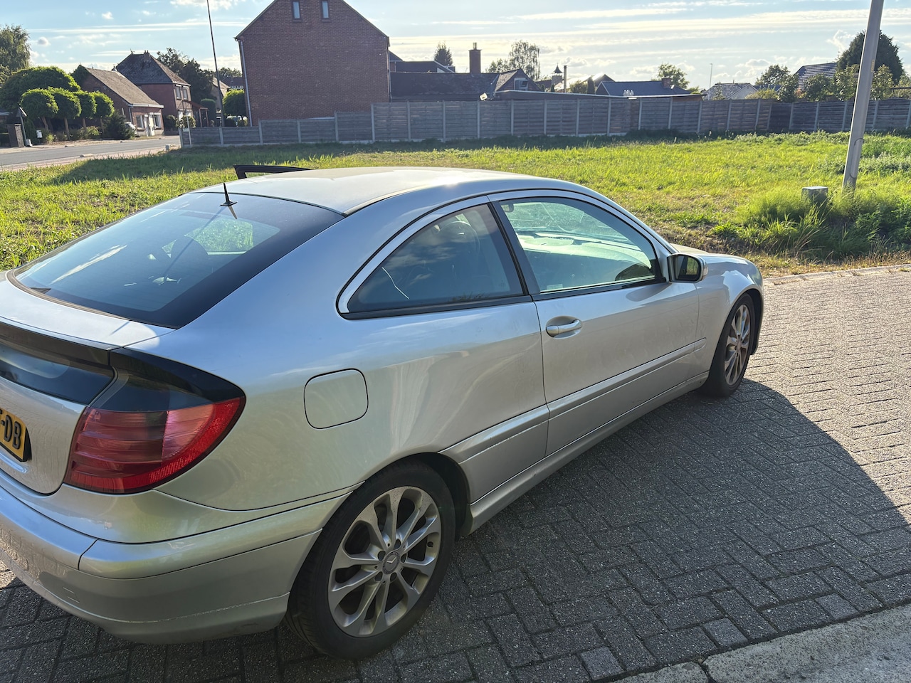 Mercedes-Benz C-klasse Sportcoupé - 180 - AutoWereld.nl