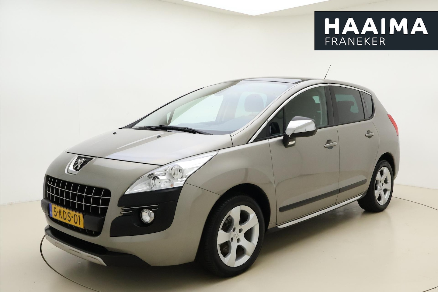 Peugeot 3008 - 1.6 THP Style 156pk | Climate Control | Navigatie | Trekhaak | Panoramadak | Cruise Contro - AutoWereld.nl