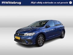 Volkswagen Polo - 1.0 TSI Life Edition / 15'' LMV / Achteruitrij camera / Navigatie / Carplay