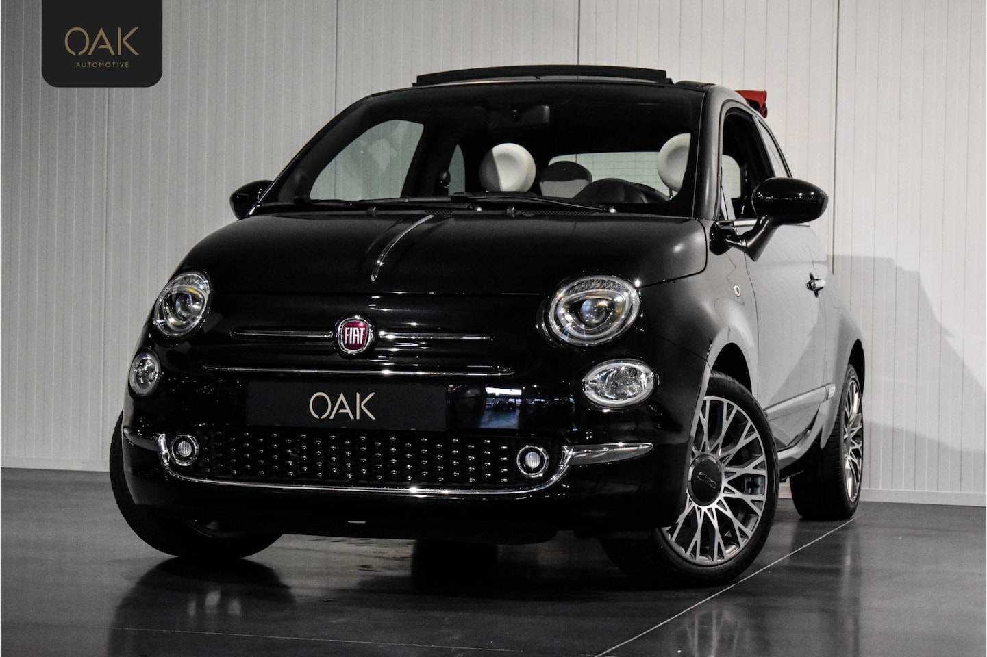 Fiat 500 C - 1.2 Lounge Aut. | Navigatie | 16"LM | PDC | Half Leder | Nieuwstaat! - AutoWereld.nl