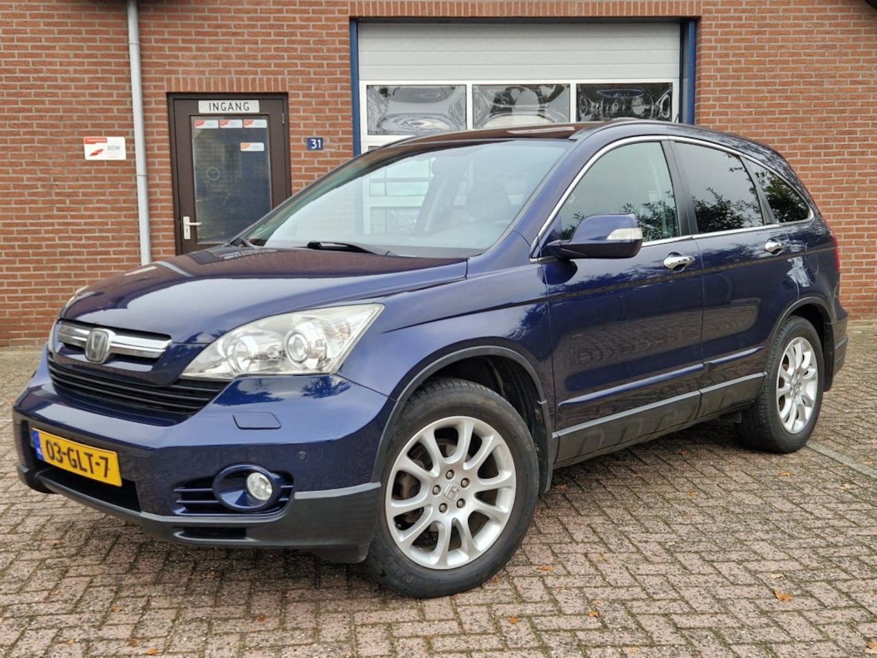 Honda CR-V - 2.0i Automaat Executive 4x4 NL-auto Leer Clima Cruise Navi Afn. Haak Camera - AutoWereld.nl