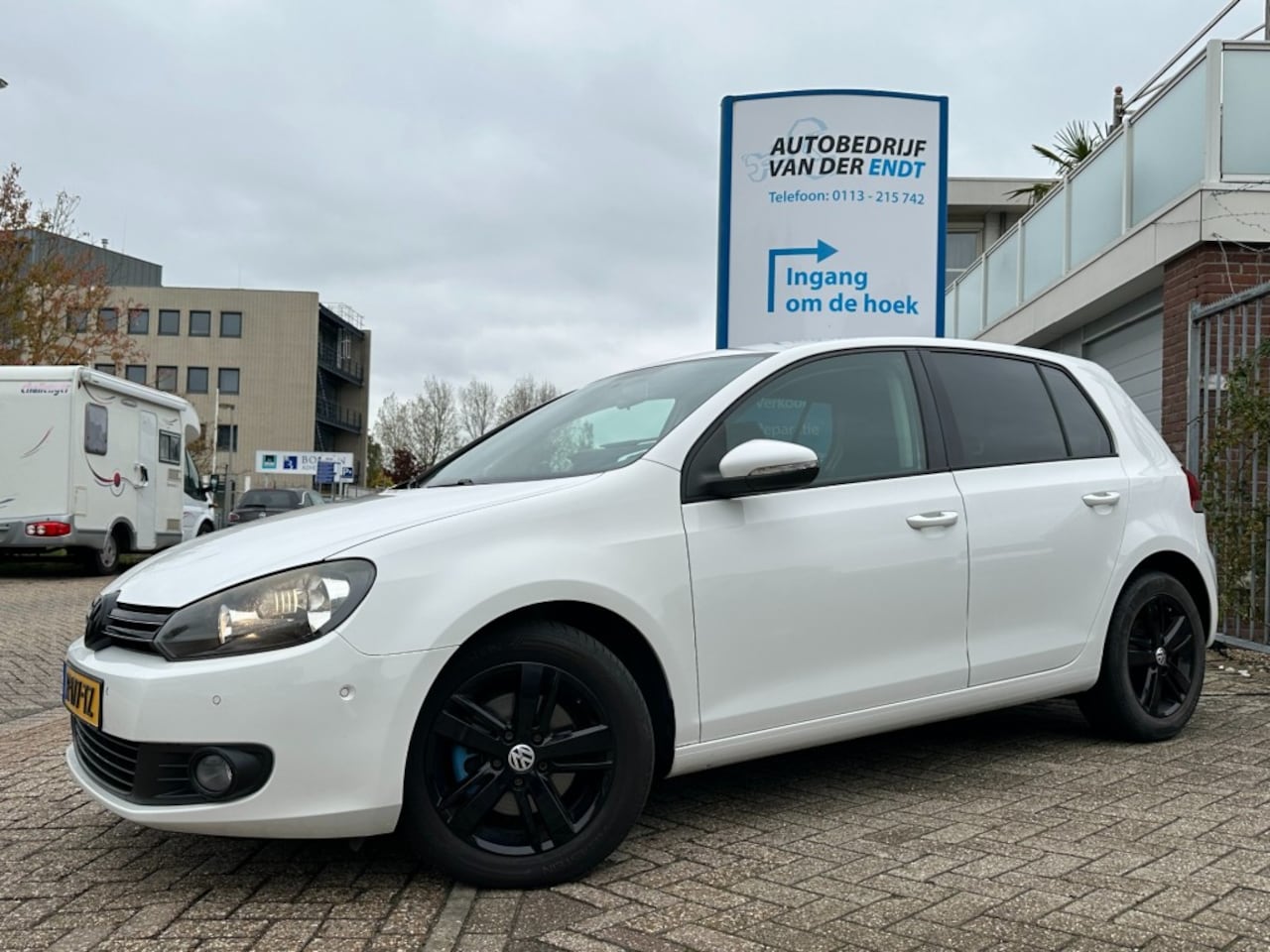 Volkswagen Golf - 1.4 TSI Trendline  PDC  Stoelverwarming  LM velgen - AutoWereld.nl