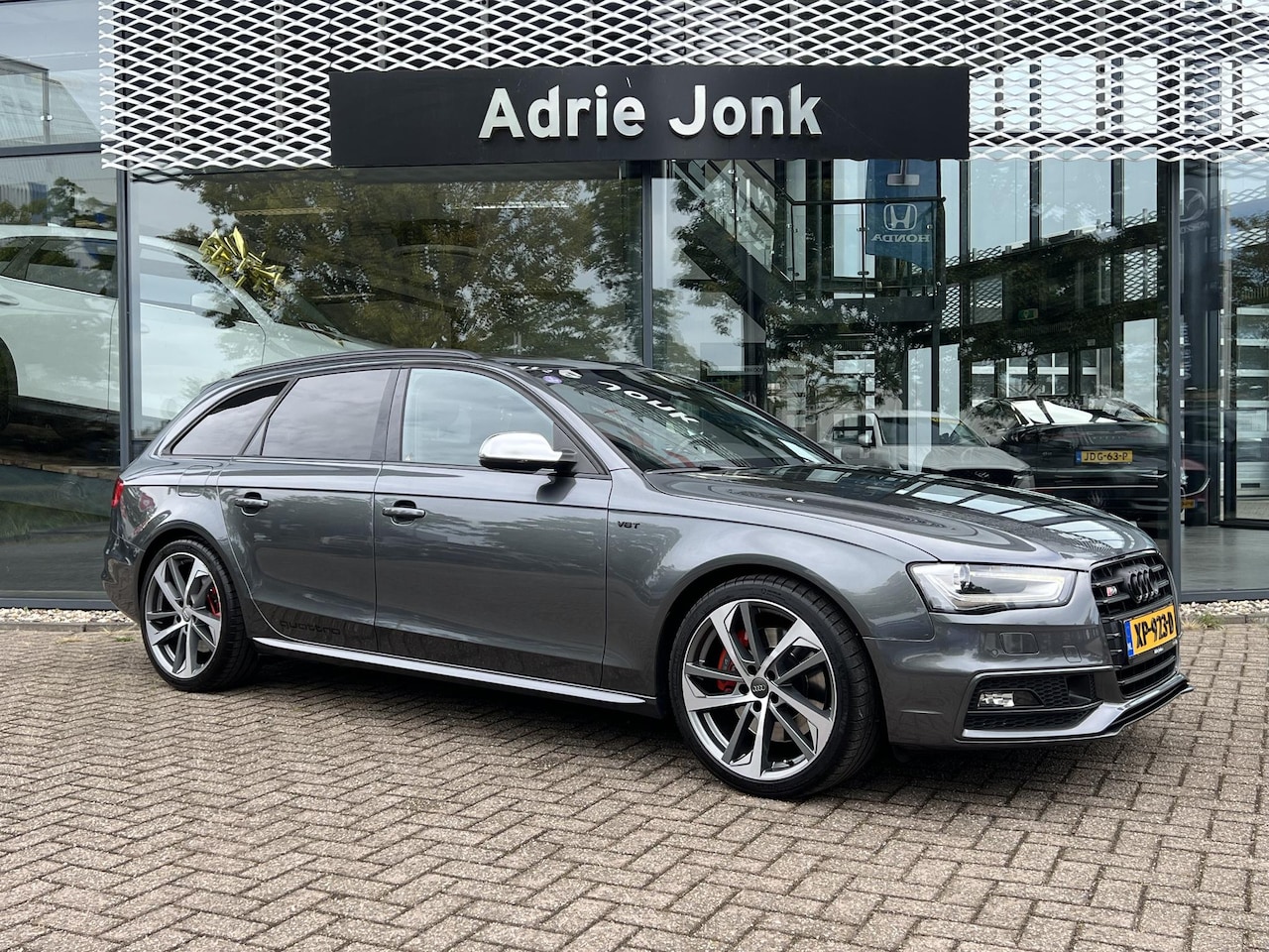 Audi S4 - Avant 3.0 TFSI S4 quattro Pro Line 333pk | AUTOMAAT | 19" LM VELGEN | LANE ASSIST | STOELV - AutoWereld.nl