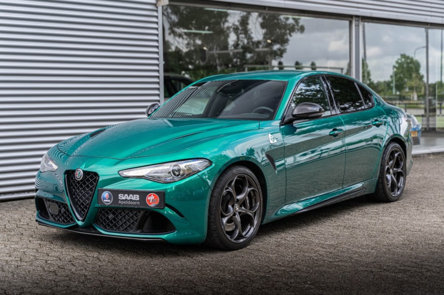 Alfa Romeo Giulia - 2.9 V6 Quadrifoglio My21 Verde Montreal - AutoWereld.nl