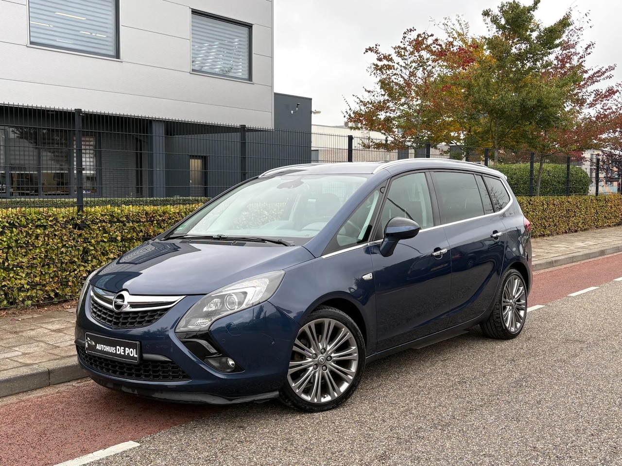 Opel Zafira Tourer - 1.4 Cosmo 7p. Voll Leder Cruise/climate control navi trekhaak achteruitrijcamera - AutoWereld.nl