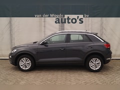 Volkswagen T-Roc - 1.5 TSI 150pk Style Business -NAVI-ECC-DIGI-CAM