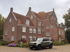 Land Rover Defender - P400e 6 Persoons Pangea Green Trekhaak 21' 360