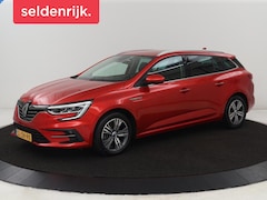 Renault Mégane E-Tech - 1.6 Plug-In Hybrid 160 | Stoelverwarming | Head-Up | Trekhaak | Adaptive cruise | Carplay