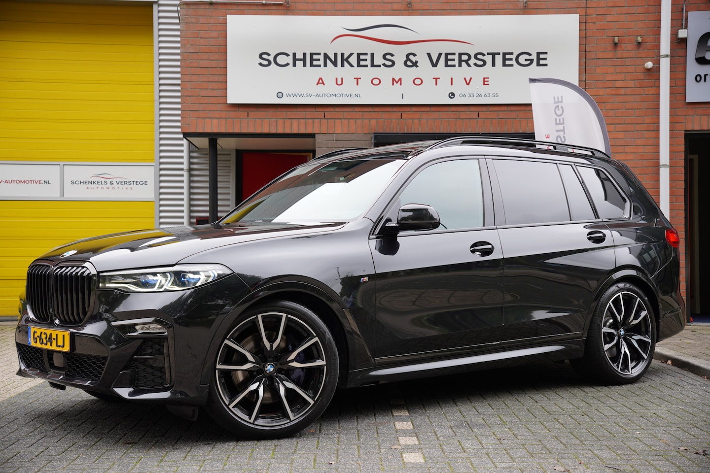 BMW X7 - xDrive40i High Executive M Sport / BTW / Bowers / Skylounge / Trekhaak / 7 Persoon / Deale - AutoWereld.nl