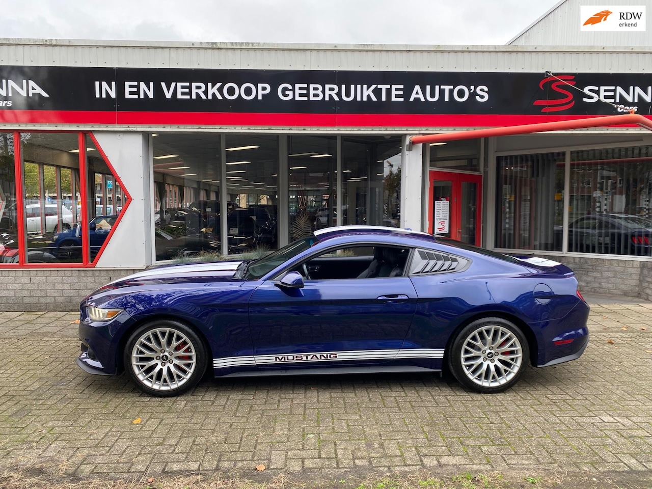 Ford Mustang Fastback - 2.3 EcoBoost Aut - 19 inch - Carbon - AutoWereld.nl
