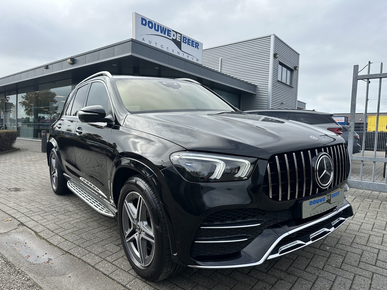 Mercedes-Benz GLE-Klasse - 350 D 4MATIC Pano/dak, trekhaak, leer, burmester, New st. - AutoWereld.nl
