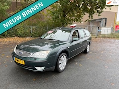 Ford Mondeo Wagon - 2.0-16V First Edition ZO INGERUILD DUS ZO WEG PRIJSJE