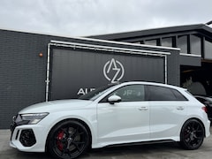 Audi RS3 - Sportback 2.5 TFSI A3 quattro *Navi*Full-assist