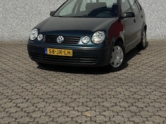 Volkswagen Polo - 1.4 Automaat/ CarPlay/ Airco/ Trekhaak
