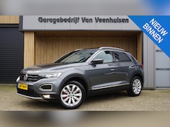 Volkswagen T-Roc - 1.5 TSI 150pk Sport Pano.Dak Virtual Cockpit *VW Drive Select* Adaptive Cruise 17inch LM *
