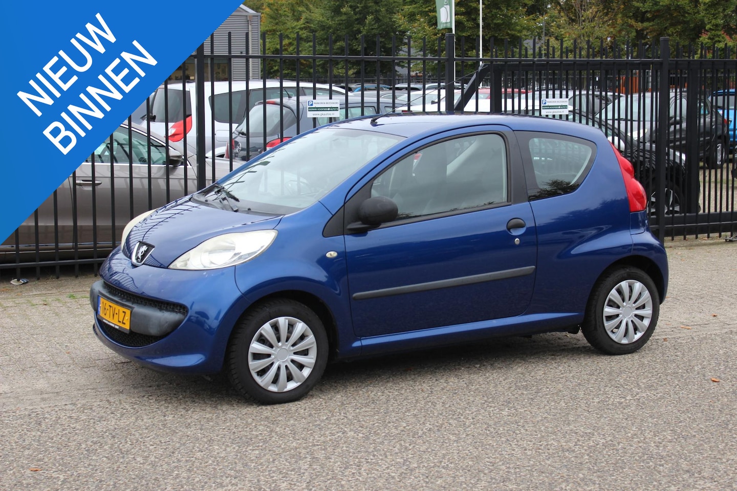 Peugeot 107 - 1.0-12V XR 1.0-12V XR - AutoWereld.nl
