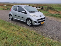 Peugeot 107 - 1.0-12V Urban Move Airco