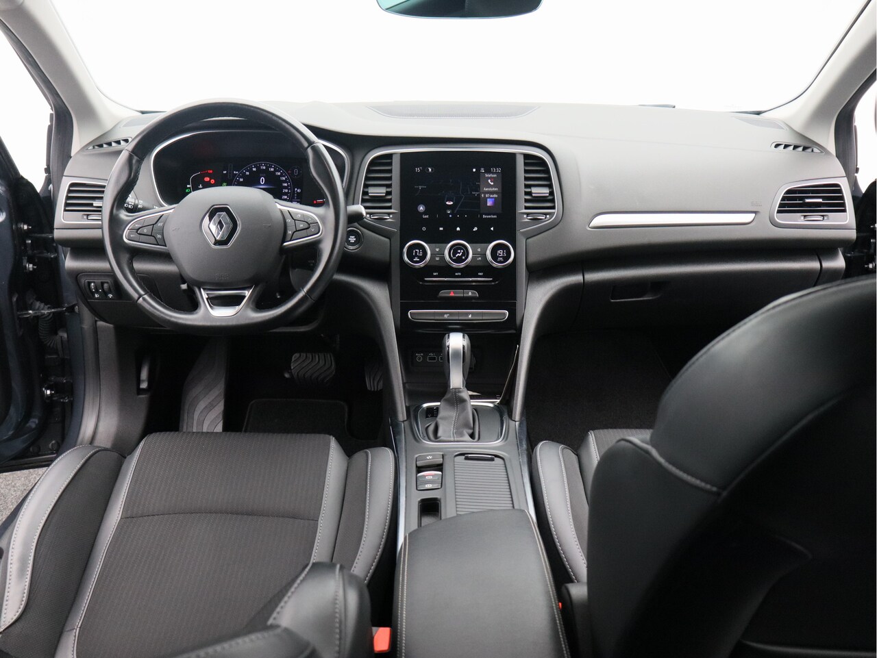 Renault Mégane Estate - 1.3 TCe Intens/ automaat/ trekhaak/ zeer mooi! - AutoWereld.nl
