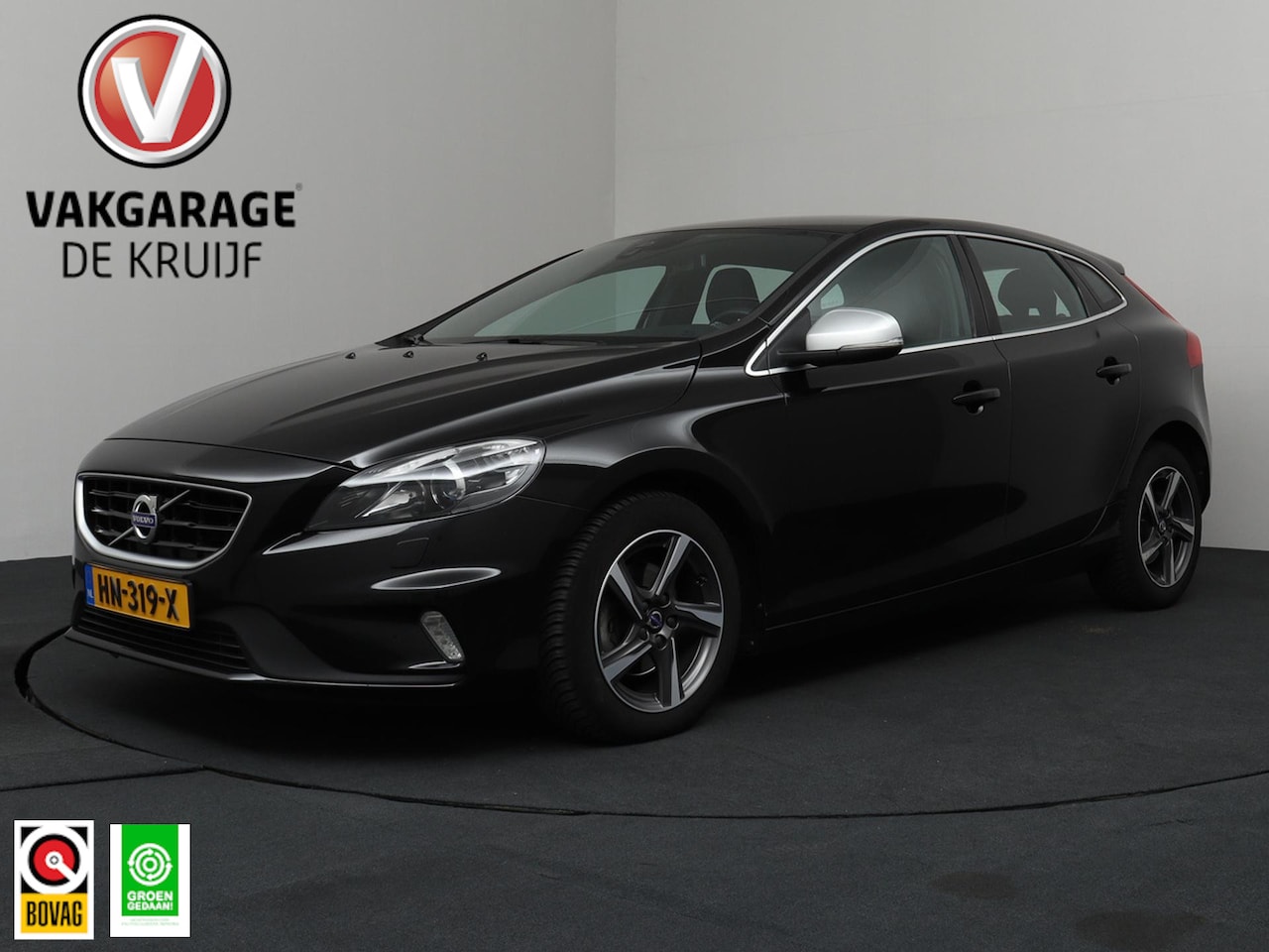 Volvo V40 - 2.0 D2 R-Design Business Xenon | Navigatie | Stoelverwarming! - AutoWereld.nl
