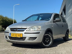 Opel Corsa - 1.4-16V Essentia