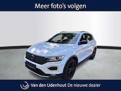 Volkswagen T-Roc - 1.5 TSI 150pk Automaat Sport Black Style / Camera / Navigatie / Adaptive Cruise