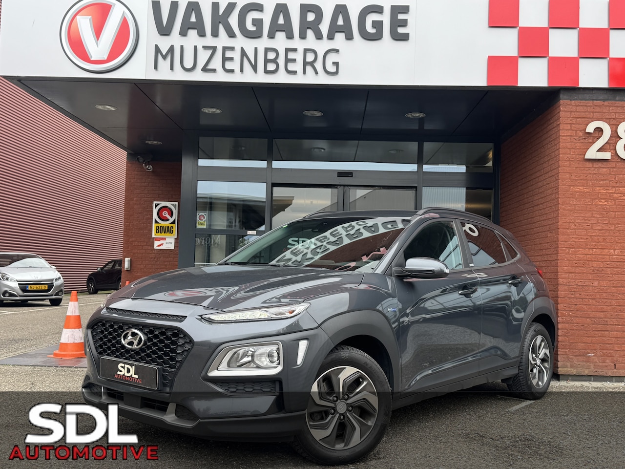 Hyundai Kona - 1.6 GDI HEV Fashion // NAVI // APPLE CARPLAY / ANDOID AUTO // CAMERA // CLIMA // CRUISE // - AutoWereld.nl