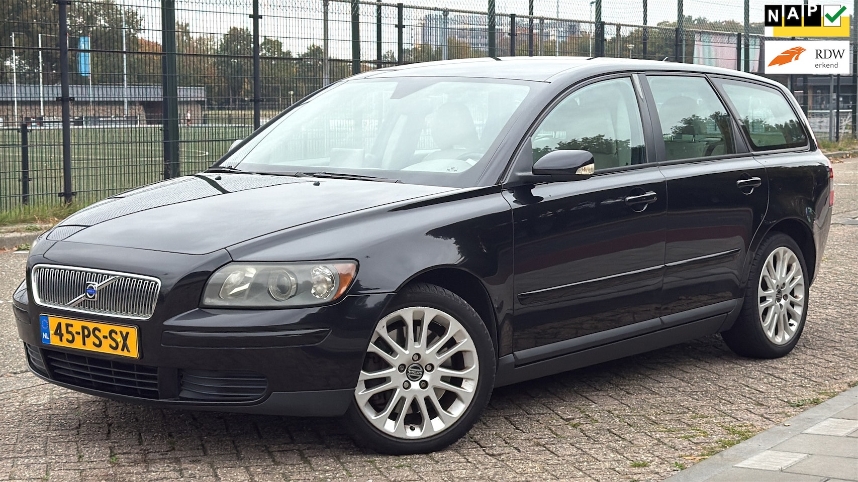 Volvo V50 - 2.5 T5 Summum 2.5 T5 Summum - AutoWereld.nl