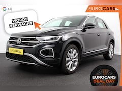 Volkswagen T-Roc - 1.5 TSI DSG Style | Navigatie | Wireless App connect | Adaptive Cruise Control | Park Assi