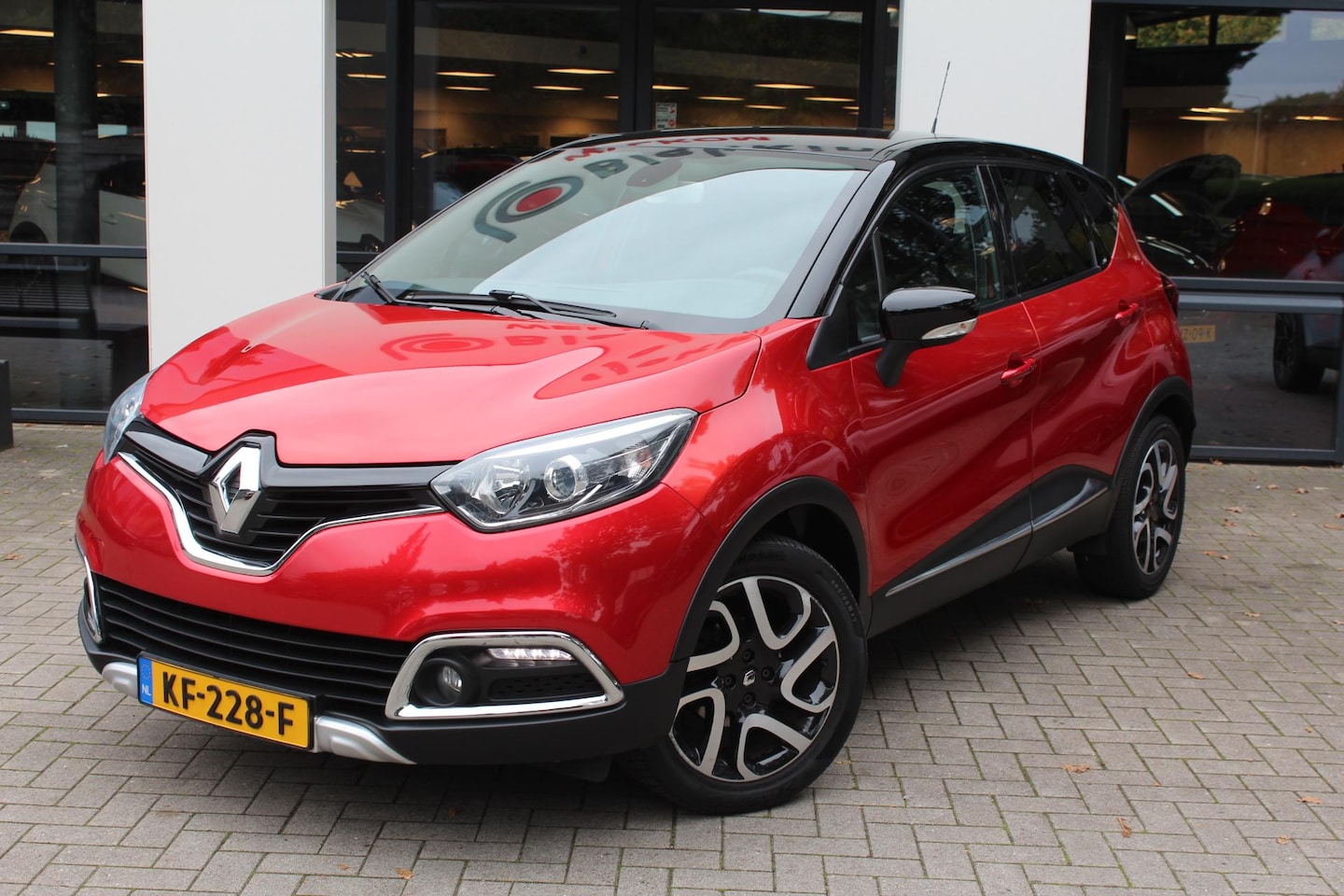 Renault Captur - 0.9 TCe Helly Hansen nieuwe D Ketting - AutoWereld.nl