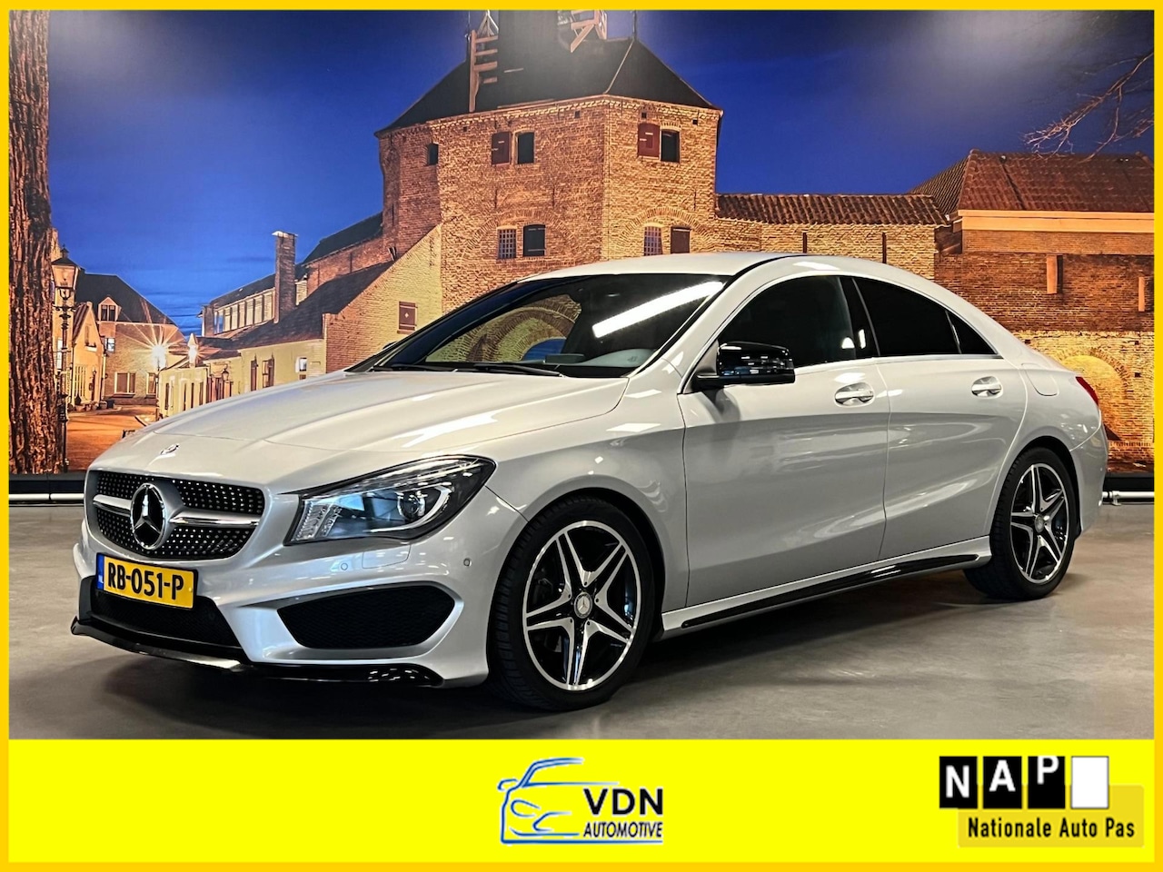 Mercedes-Benz CLA-Klasse - 180 AMG Aut Xenon Night Pakket Camera - AutoWereld.nl