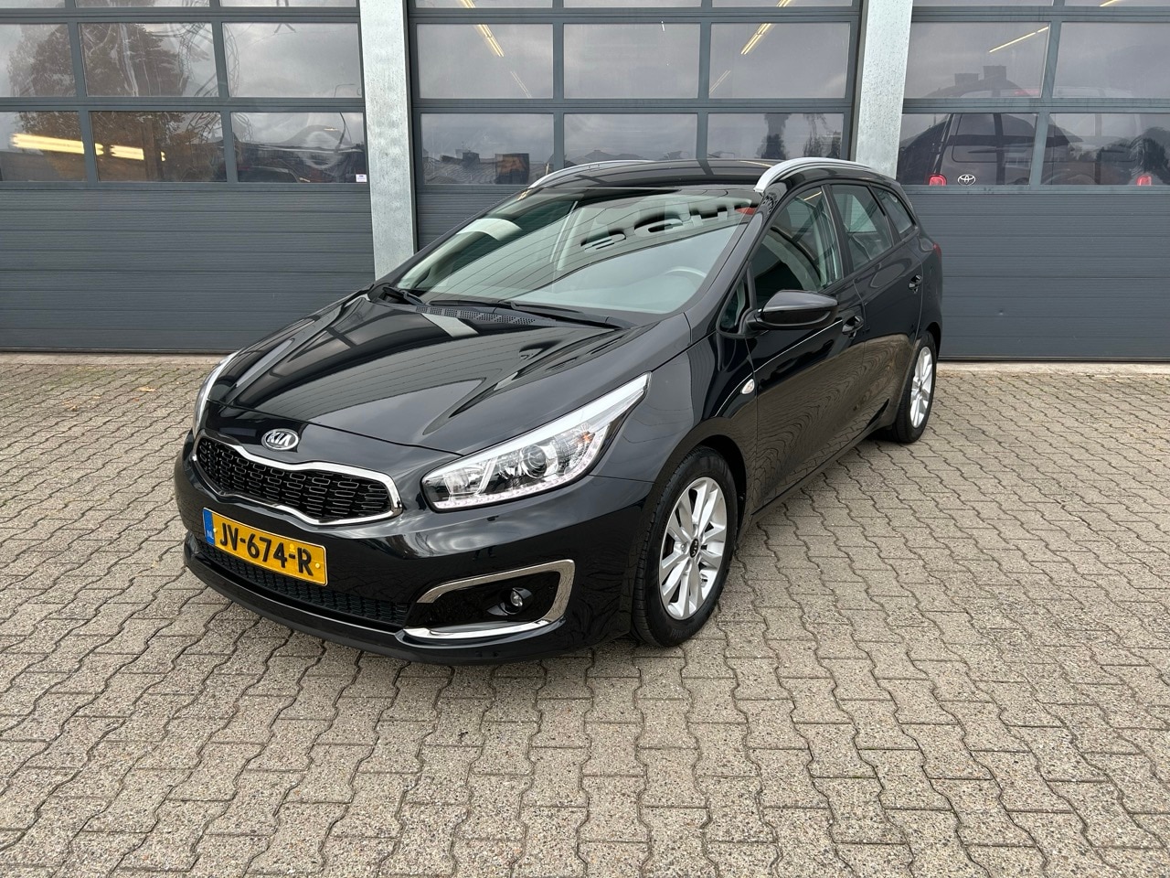 Kia Cee'd - Cee D 1.6 GDI 135pk First Edition - AutoWereld.nl