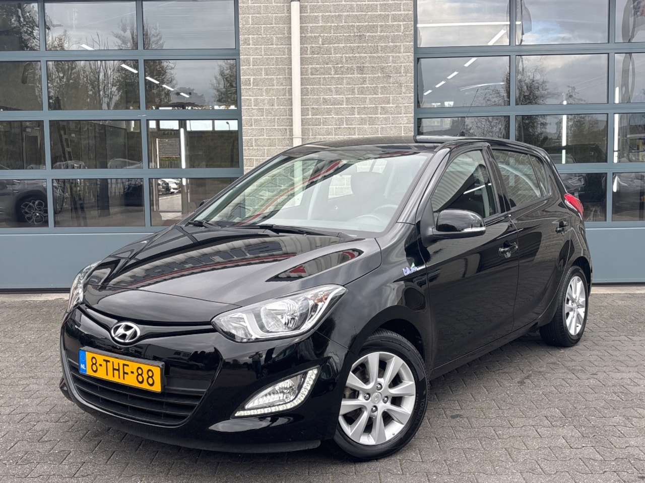 Hyundai i20 - 1.2i i-Vision | AFN TREKHAAK | AIRCO | - AutoWereld.nl
