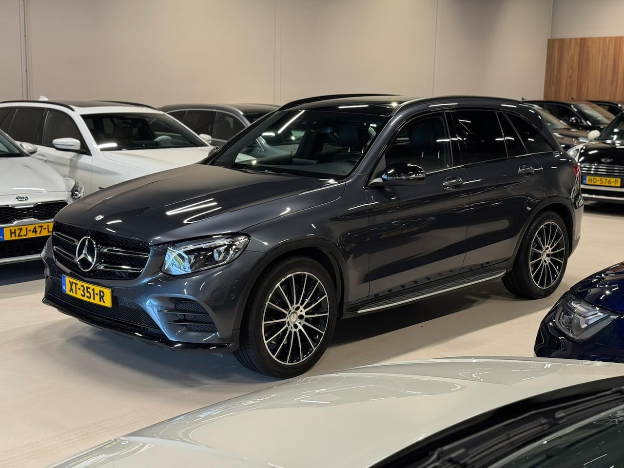 Mercedes-Benz GLC-klasse - 250 4MATIC 250 4MATIC, AMG Line, Night Pakket, Pano, Command, Cam, Burmester, Trekhaak, Dealer Onderh - AutoWereld.nl
