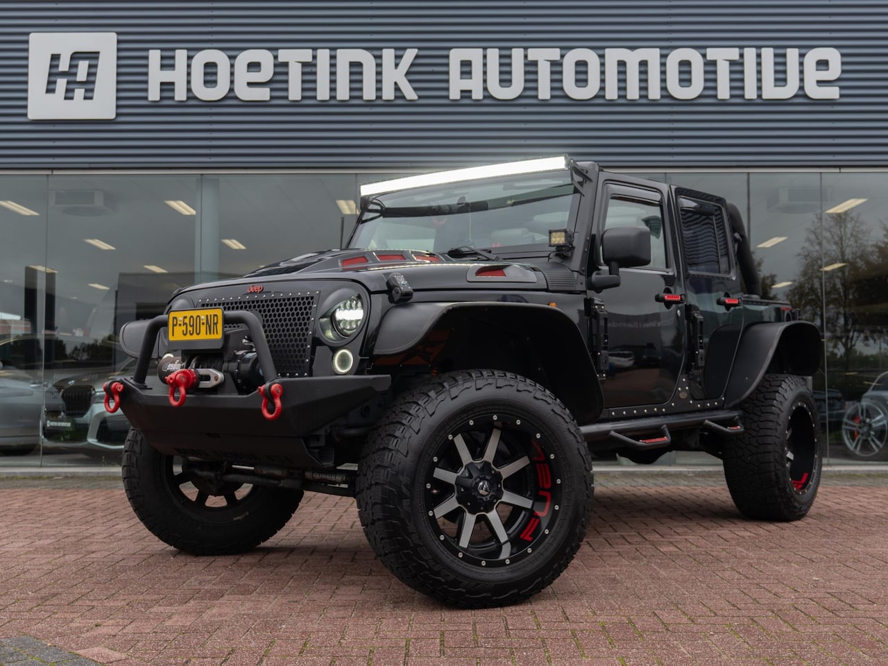 Jeep Wrangler Unlimited - 3.8 Sahara | Camera | Cruise | Lier - AutoWereld.nl