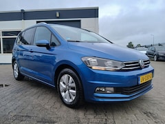 Volkswagen Touran - 1.2 TSI Dealer onderhouden/Stoelverwarming/Alcantara