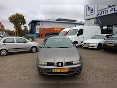 SEAT Leon - 1.6-16V Signo / APK 6 2026
