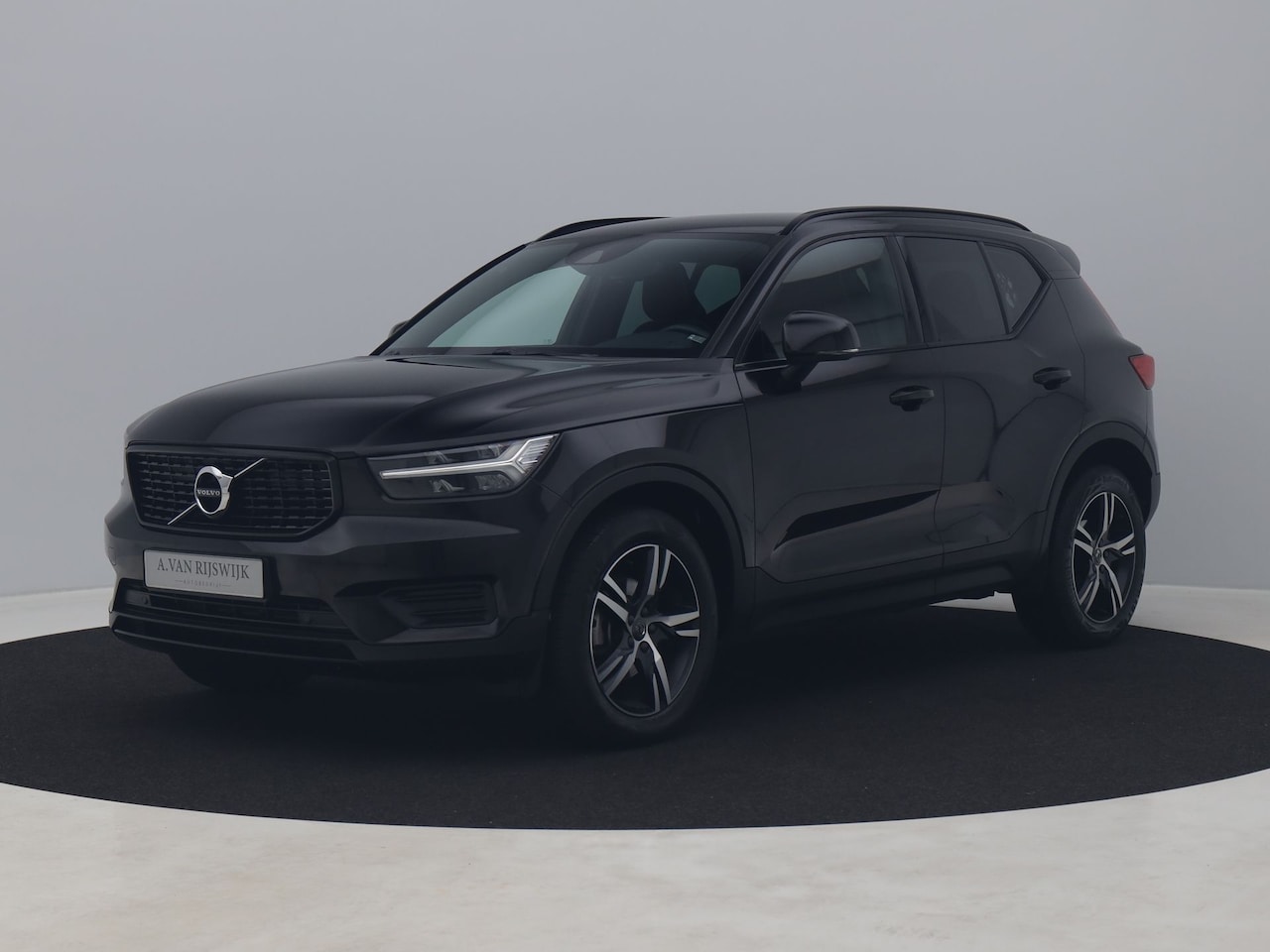 Volvo XC40 - 1.5 T3 Recharge R-Design | CAMERA | KEYLESS - AutoWereld.nl