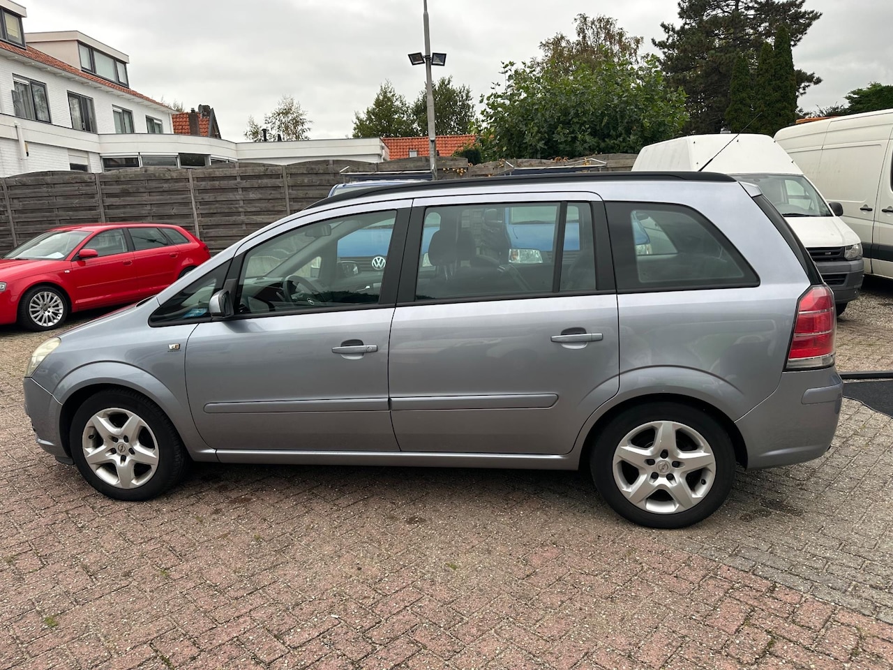 Opel Zafira - 1.8,140pk,AUT.AIRCO,7-PERSOONS: 2495,- - AutoWereld.nl
