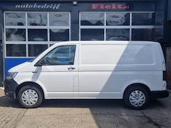 Volkswagen Transporter - 2.0 TDI L1H1 Comfortline / Automaat / Trekhaak / Bluetooth / Cruise control / Airco / Orig