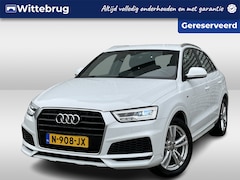Audi Q3 - 1.4 TFSI CoD Sport Advance Sport / Navigatie / Half leder / Camera / Parkeersensoren V+A /