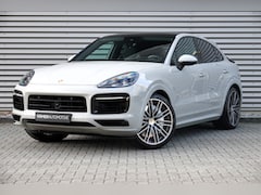 Porsche Cayenne Coupé - 3.0 | Pano | Sport Design | Trekhaak | Sport Chrono | ACC | HUD | Bose |