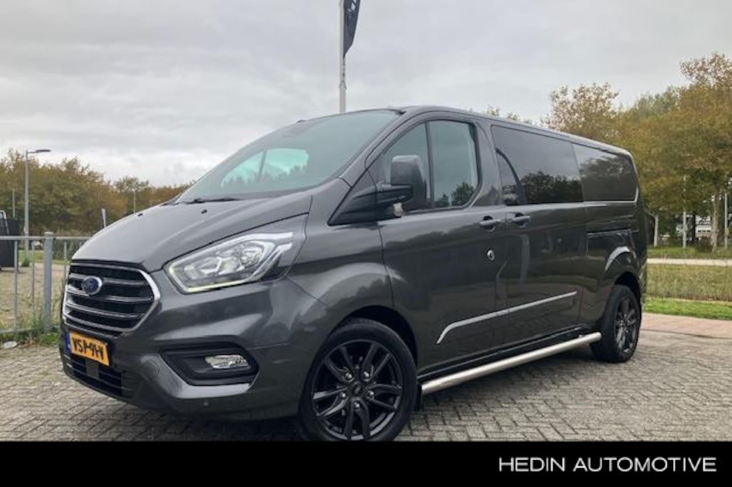 Ford Transit Custom - 320 2.0 TDCI L2H1 Limited DC 320 2.0 TDCI 125PK L2H1 Limited DC Automaat - AutoWereld.nl