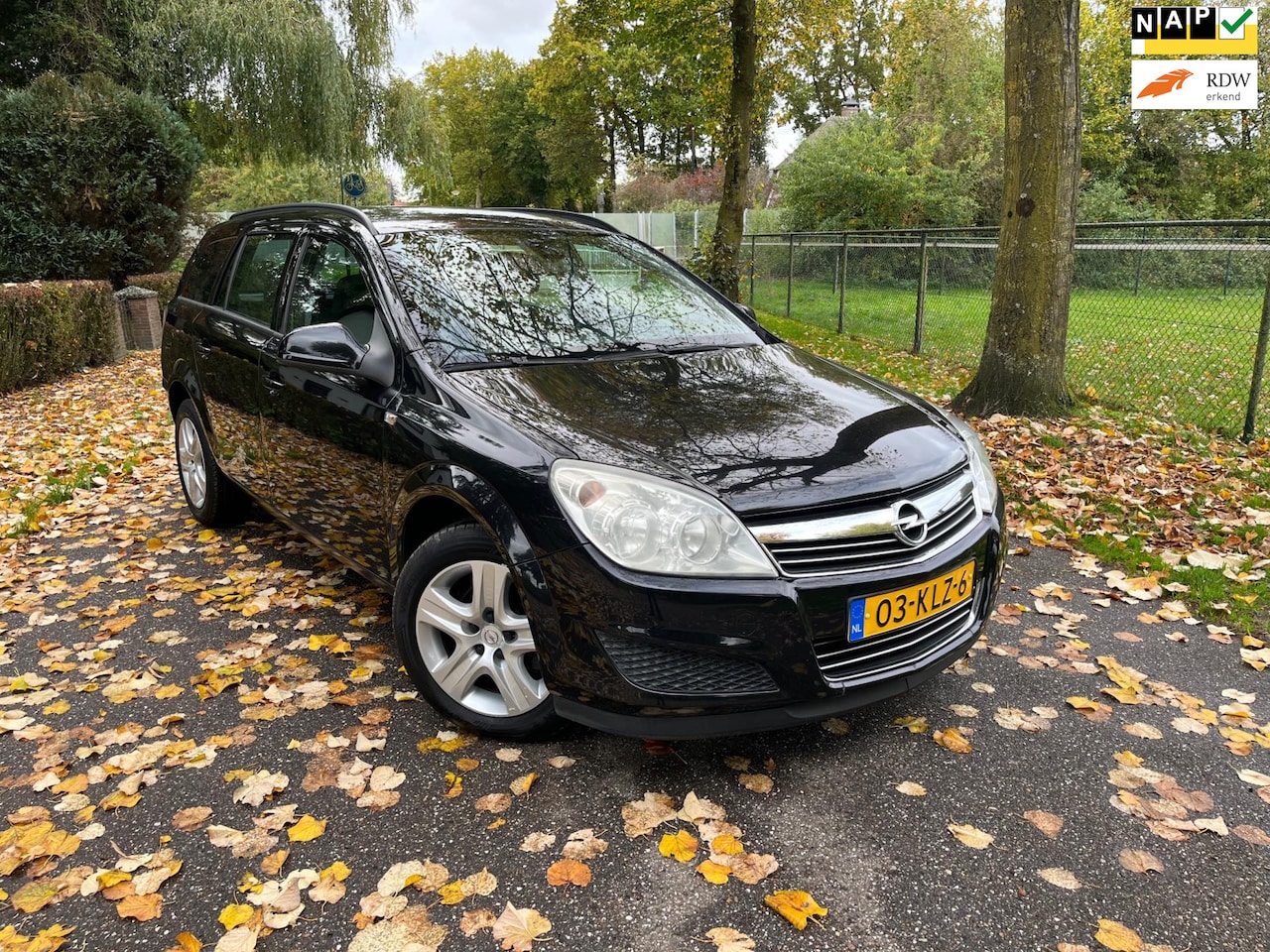 Opel Astra - 1.8i-16V Edition AUTOMAAT | NAP APK | Rijd super - AutoWereld.nl