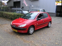 Peugeot 206 - 1.1 X-Design 156 d km nap pas nieuwe apk