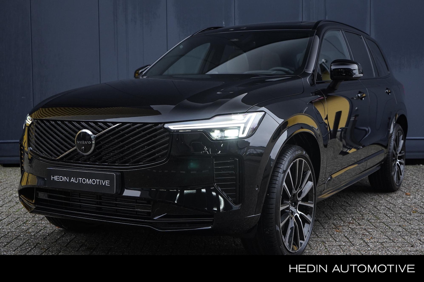 Volvo XC90 - 2.0 T8 Plug-in hybrid AWD Ultra Dark Exec. Ed. | Head-up display | Luchtvering | Bowers & - AutoWereld.nl